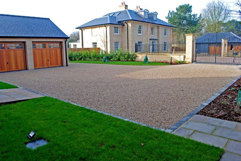 rLarge private gaden landscape maintenance